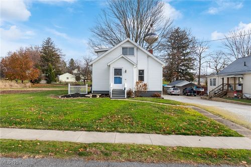 93 Cleveland Ave, Doylestown, OH, 44230-1201 | Card Image