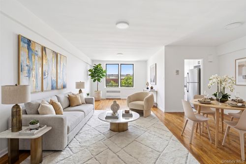4f-1040 Neilson Street, New York, NY, 11691 | Card Image