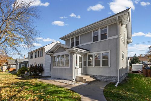 946 Smith Ave S, West Saint Paul, MN, 55118-1128 | Card Image