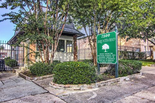 apt-301-2400 N Braeswood Blvd, Houston, TX, 77030-4325 | Card Image