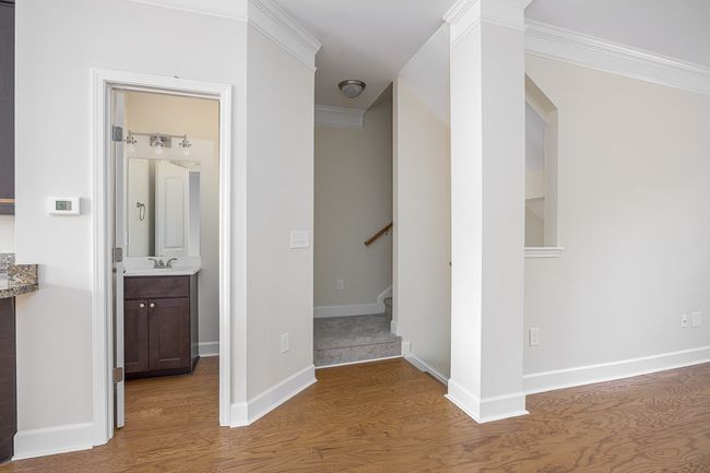8222 Lenox Creekside Dr, Townhouse with 3 bedrooms, 4 bathrooms and 2 parking in Antioch TN | Image 17