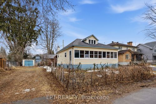 2838 Haughton Ave, Ottawa, ON, K2B6Z3 | Card Image