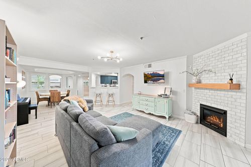 251-5104 N 32nd St, Phoenix, AZ, 85018-1473 | Card Image