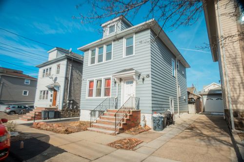 912 87th St, North Bergen, NJ, 07047-5111 | Card Image