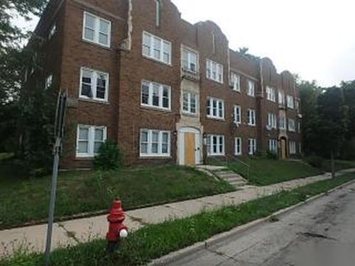 936-928 W Meinecke Ave, Milwaukee, WI, 53206-3146 | Card Image