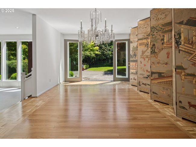 1890 S Greenwood Rd, House other with 5 bedrooms, 5 bathrooms and 2 parking in Portland OR | Image 18