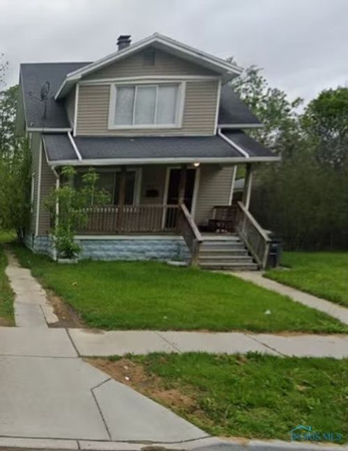 2045 Elliott Ave, Toledo, OH, 43606-4532 | Card Image
