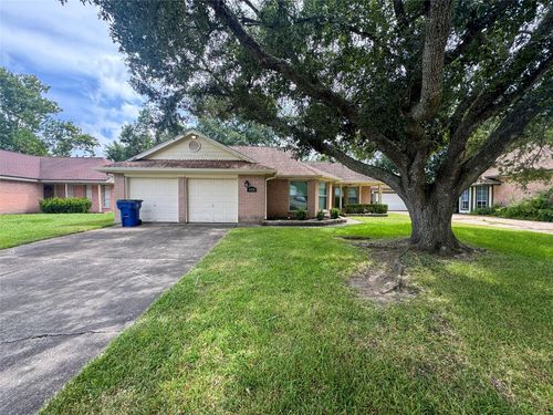 1312 Sagebrush St, Angleton, TX, 77515-3659 | Card Image