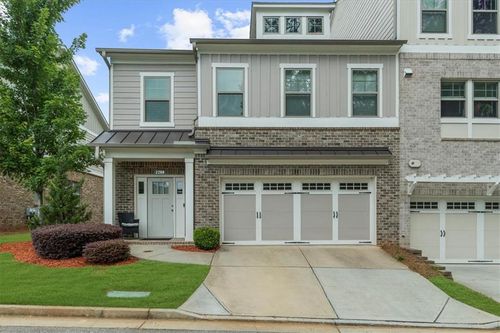2289 Fremont Dr, Marietta, GA, 30068-1100 | Card Image