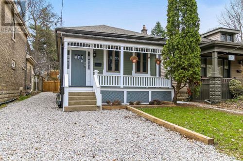 727 Queens Ave, London, ON, N5W3H4 | Card Image