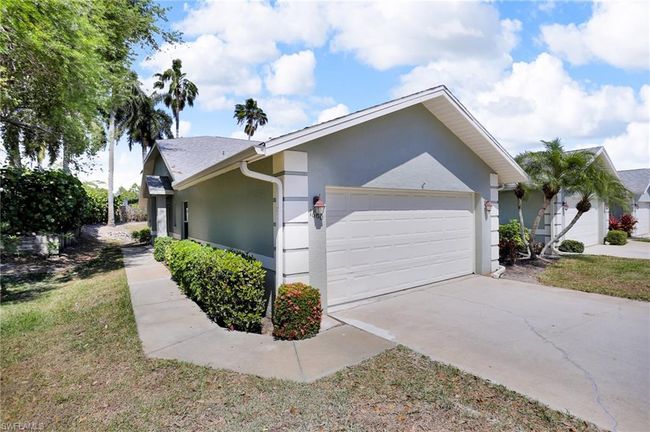 101 - 1660 Royal Cir, Condo with 3 bedrooms, 2 bathrooms and 2 parking in NAPLES FL | Image 31