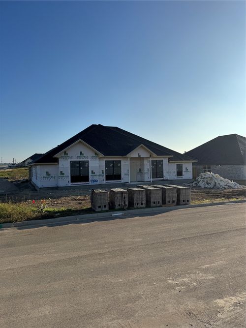 1400 Red Rock Rd, Hewitt, TX, 76643-4335 | Card Image