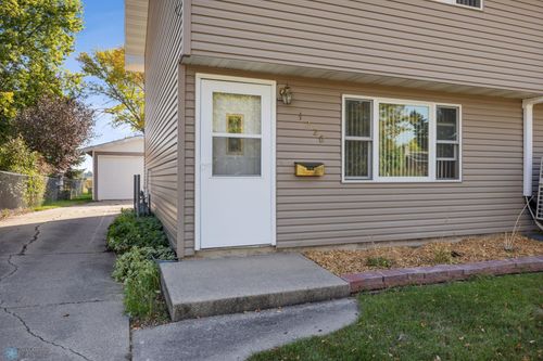 1220 20th St N, Moorhead, MN, 56560-1845 | Card Image