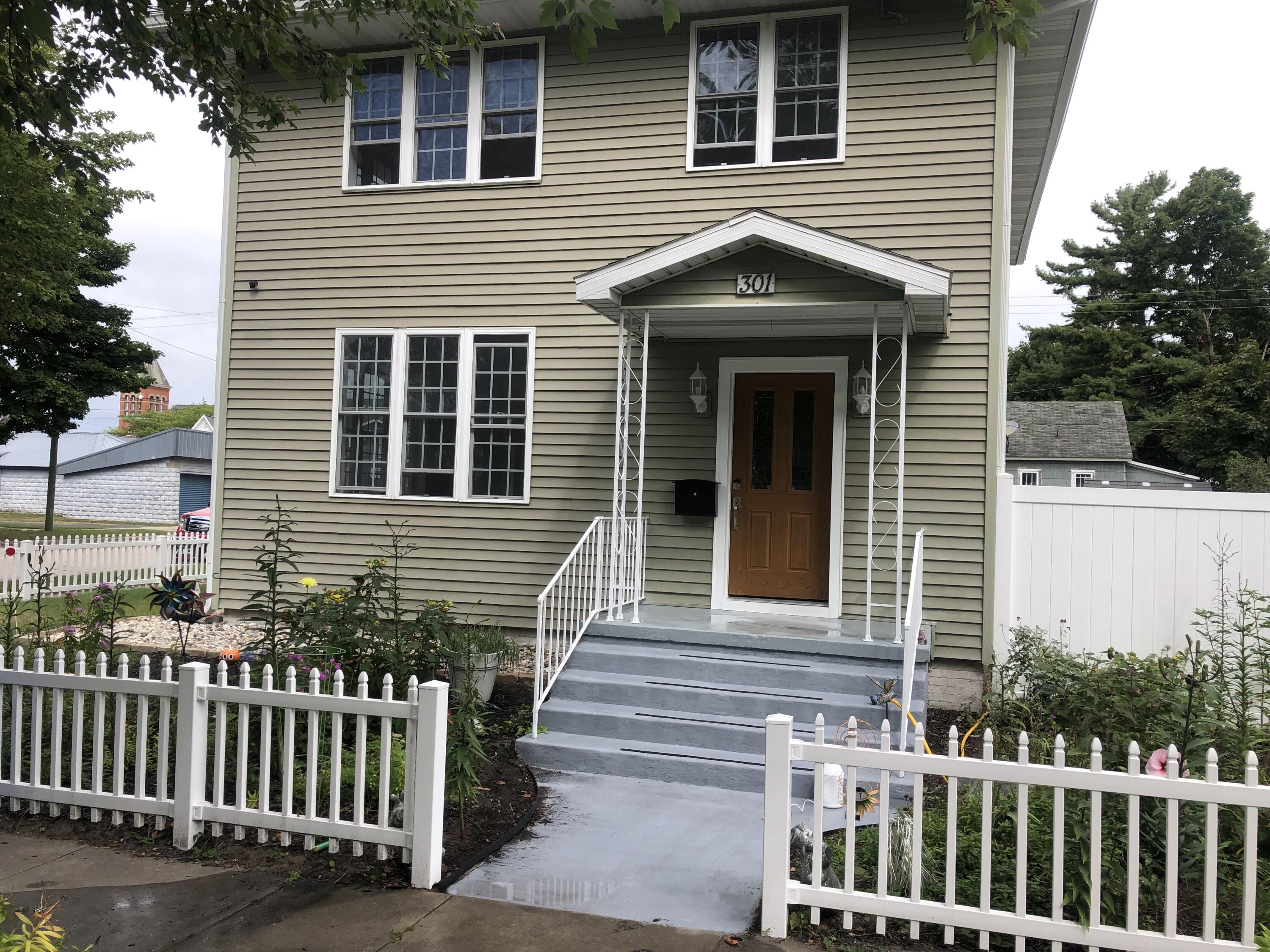 Filer St, Ludington, MI 49431