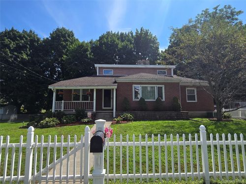67 Myrtle Avenue, New Windsor, NY, 12553 | Card Image