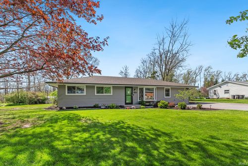 3122 Maple Ln, Fort Wayne, IN, 46804-2832 | Card Image