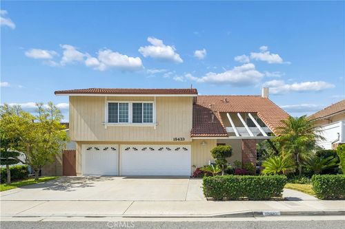 18433 Santa Belinda, Fountain Valley, CA, 92708-5628 | Card Image
