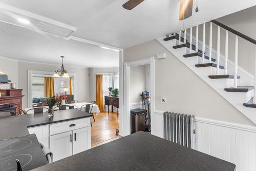 66 Gold St, Manchester, NH, 03103-6749 | Card Image