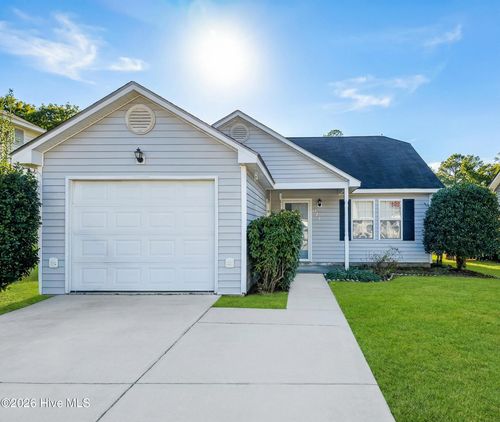 207 Oakwood Ln, Elizabeth City, NC, 27909-3362 | Card Image