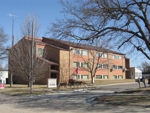 123 S 11th St, Geneva, NE, 68361-2031 | Card Image