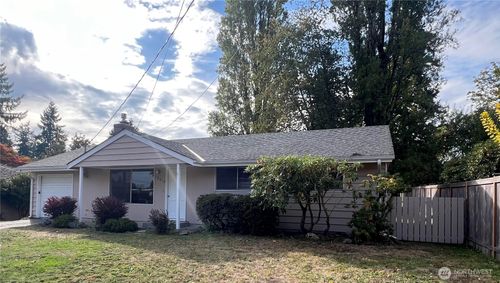 18619 89th Ave Ne, Bothell, WA, 98011-2828 | Card Image