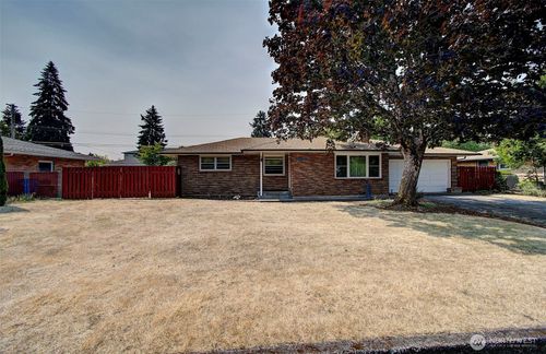 9305 Ne 6th St, Vancouver, WA, 98664-3311 | Card Image