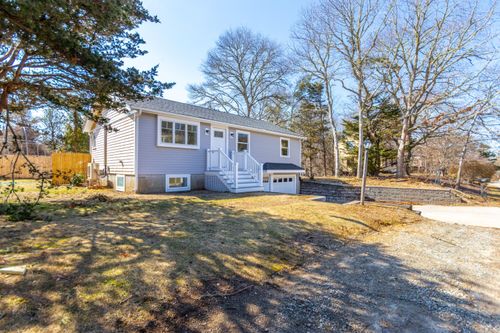24 Weatherglass Ln, East Falmouth, MA, 02536-6036 | Card Image