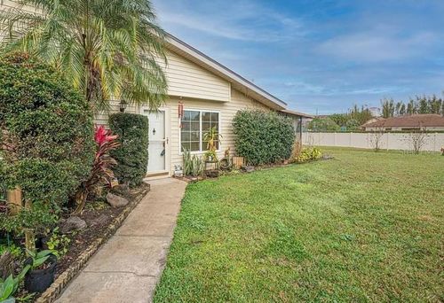 1127-1127 Spring Meadow Dr, KISSIMMEE, FL, 34741-3242 | Card Image