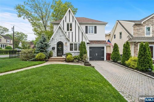 117 North Rd, Nutley, NJ, 07110-1301 | Card Image