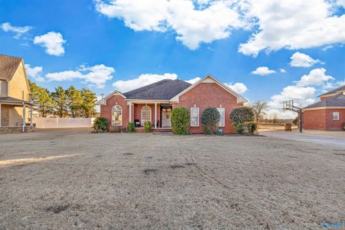 1004 Lilly Pad Cir, Hartselle, AL, 35640-9123 | Card Image