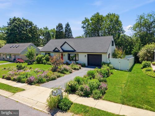 2532 Speckled Dr, EAST PETERSBURG, PA, 17520-1636 | Card Image