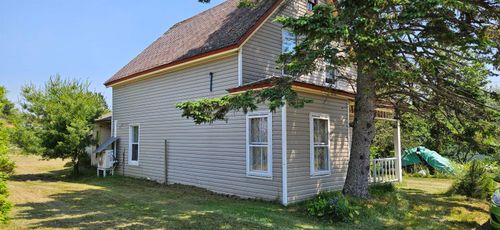 30 Templar St, Parrsboro, NS, B0M1S0 | Card Image
