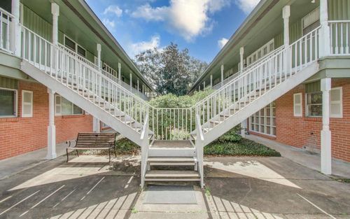 apt-209-5542 Holly St, Houston, TX, 77081-7434 | Card Image