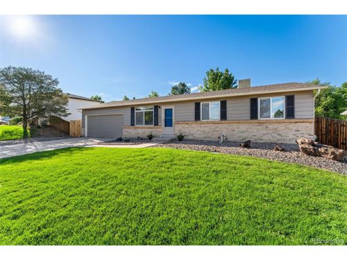 3082 S Laredo Cir, Aurora, CO, 80013 | Card Image