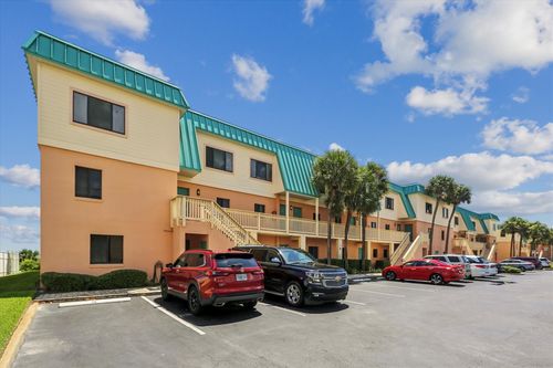 512-6100 A1a S 512, St Augustine, FL, 32080 | Card Image