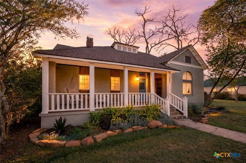 1202 Pecan St, Bastrop, TX, 78602-3019 | Card Image