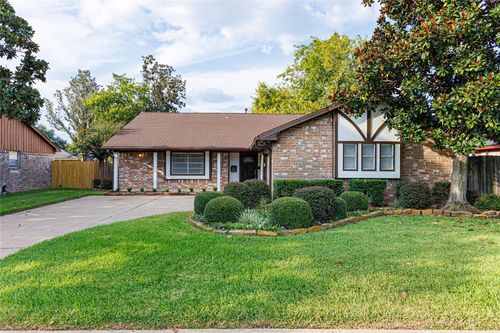 9410 Portal Dr, Houston, TX, 77031-2213 | Card Image