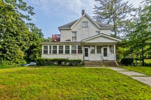 676 Front St, Chicopee, MA, 01013-3193 | Card Image