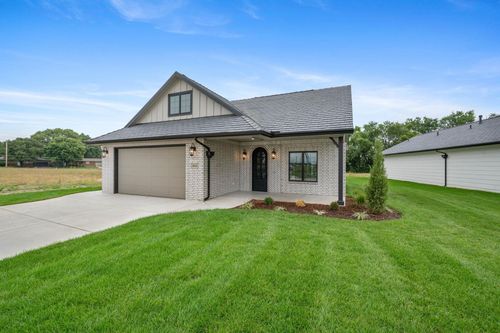 6134 N Heibert Dr, Park City, KS, 67219 | Card Image