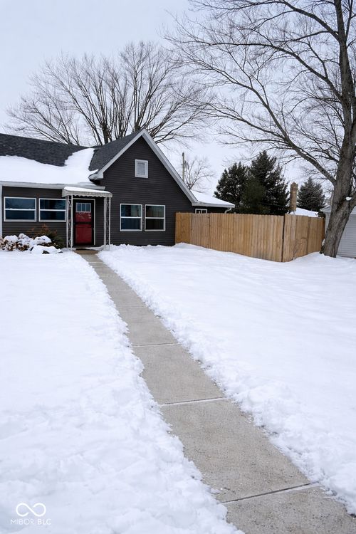 7496 San Marco Dr, Fortville, IN, 46040-1275 | Card Image