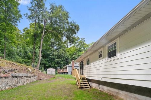 3845 Wood St, Jefferson Valley, NY, 10535-1207 | Card Image