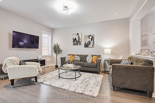 14 Westfield Dr, House other with 3 bedrooms, 3 bathrooms and 2 parking in Whitby ON | Image 7