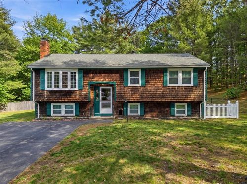 250 East St, Bridgewater, MA, 02324-2071 | Card Image