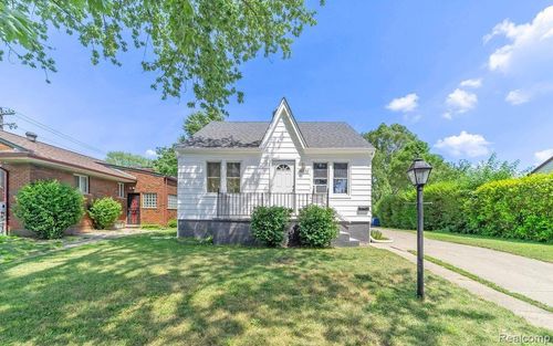 20892 Dean St, Warren, MI, 48091-4611 | Card Image