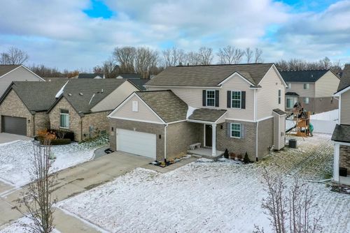 48284 Stapleton Ave, Macomb, MI, 48042-5165 | Card Image