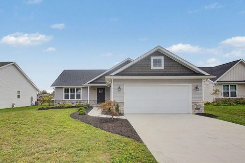 557 Cannondale Ave, Johnstown, OH, 43031-7558 | Card Image