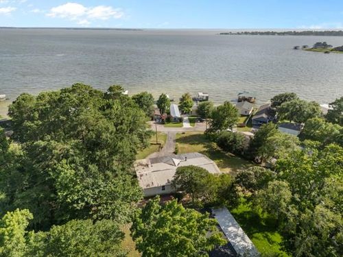 388 Apple Grv, Livingston, TX, 77351-3890 | Card Image