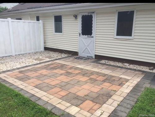 119 Miramar Ave, E Patchogue, NY, 11772-7914 | Card Image