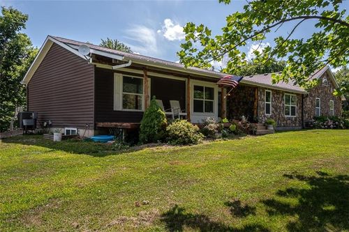 4006 Thomas Rd, Wellsville, KS, 66092-8784 | Card Image