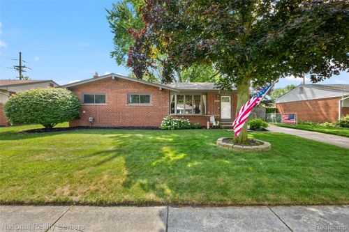 36415 Dowling St, Livonia, MI, 48150-3413 | Card Image